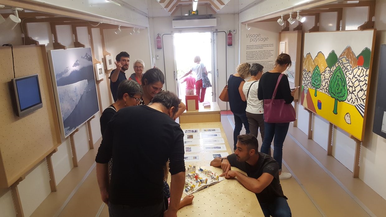 visite de l'exposition «Visage, paysage»MuMo