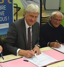 Signature du nouveau contrat territoire innovant